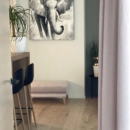 Апартаменты Premium 2 Bedroom With Ground Floor Terrace And A Personal Little Cinema