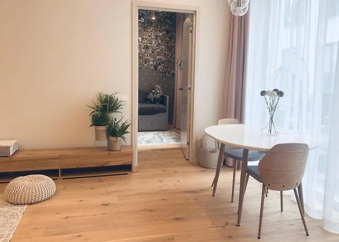 Premium 2 Bedroom With Ground Floor Terrace And A Personal Little Cinema Апартаменты