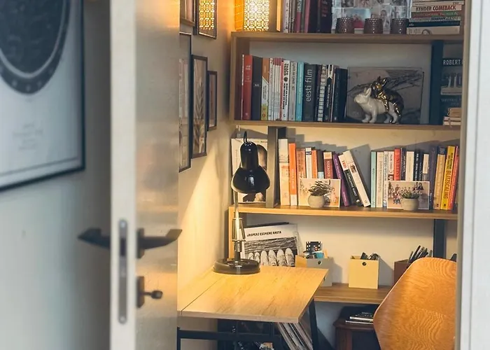 Premium 2 Bedroom With Ground Floor Terrace And A Personal Little Cinema