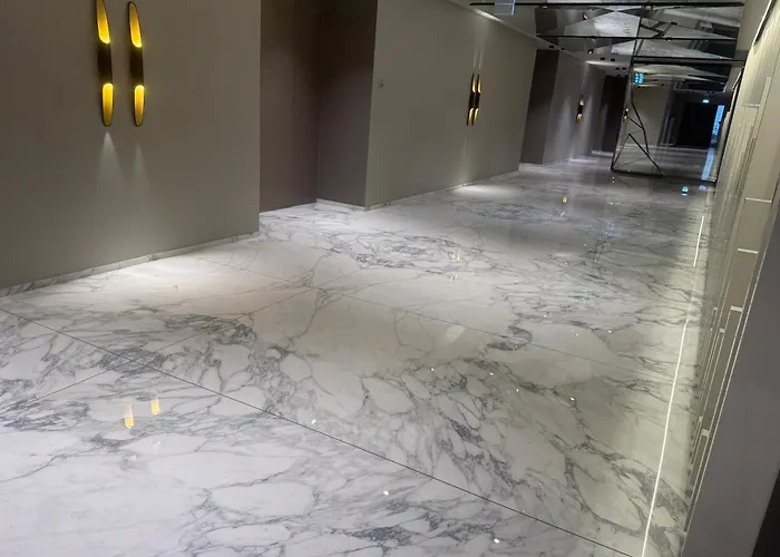 Premium 2 Bedroom With Ground Floor Terrace And A Personal Little Cinema * 塔林