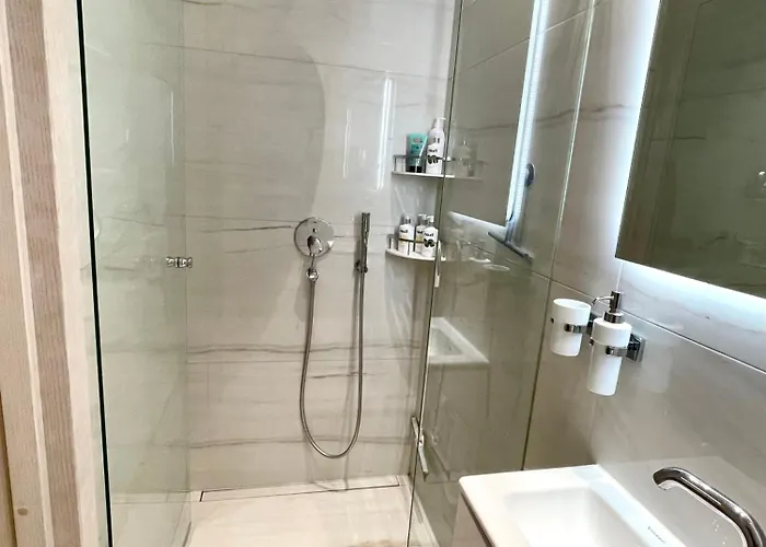 Apartamento Premium 2 Bedroom With Ground Floor Terrace And A Personal Little Cinema Tallin